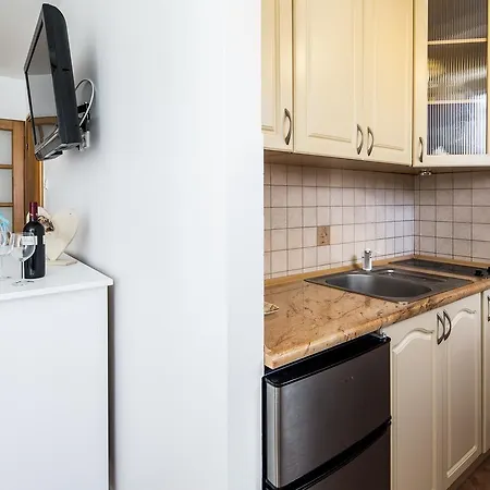 Rentapartments - Studio